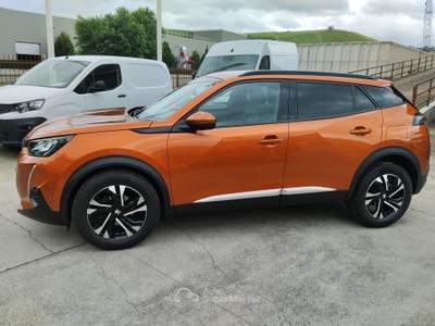 Peugeot 2008 OTTIME CONDIZIONI GENERALI Arancione usata Canelli