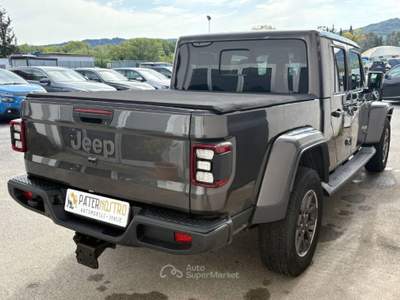 Jeep Gladiator 3.0 V6 Overland 4wd auto Grigio usata Senise