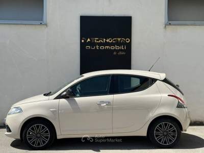 Lancia Ypsilon  1.2 69 CV 5p. Gold Bianco usata Senise