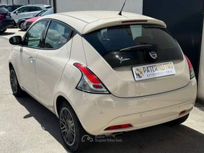 Lancia Ypsilon  1.2 69 CV 5p. Gold Bianco usata Senise