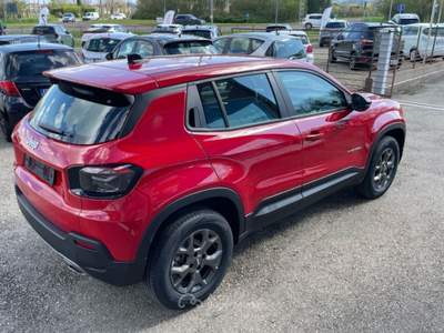 Jeep Avenger 1.2 Turbo Longitude Rosso usata Scandiano