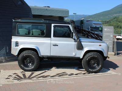 Land Rover Defender 90 2.5Td5 SE 6 POSTI-CLIMA-GANCIO Argento usata Denno