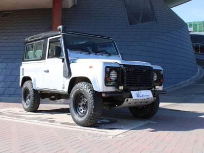 Land Rover Defender 90 2.5Td5 SE 6 POSTI-CLIMA-GANCIO Argento usata Denno