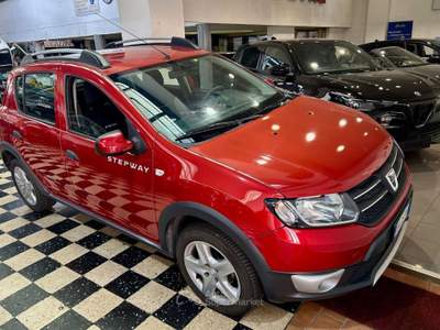 Dacia Sandero Stepway 1.5 dCi 8V 90CV Prestige Rosso usata Melegnano