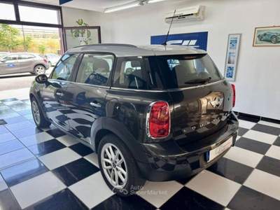 MINI Countryman 2.0 Cooper D auto E6 Grigio usata Paola