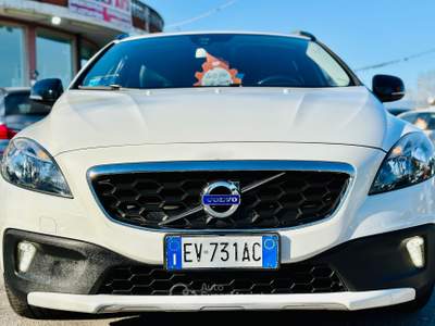 Volvo V40 Cross Country OK NEOPATENTATI usata DUEVILLE