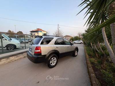 Kia Sorento 2.5 16V CRDI 4WD Active Grigio usata Campagna