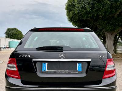 Mercedes-Benz Classe C OTTIME CONDIZIONI Nero usata Bari