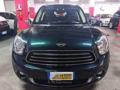 MINI Cooper D Countryman Mini 1.6 COOPER D COUNTRYMAN C.LEGA 17" CLIMA AUT PACK LUCI !!!! Oro usata Torino