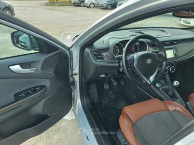 Alfa Romeo Giulietta Exclusive - 2013 Lilla usata ANDRIA