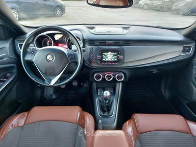 Alfa Romeo Giulietta Exclusive - 2013 Lilla usata ANDRIA