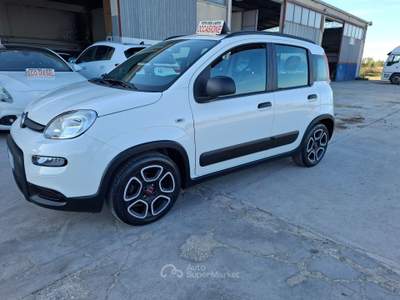 Fiat Panda FireFly S&S Hybrid City Life - 2021 Bianco usata ANDRIA