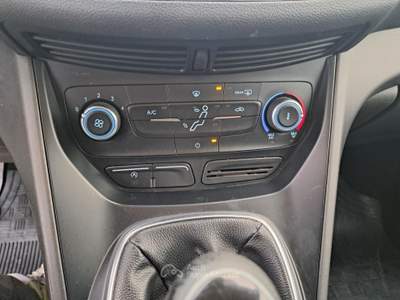 Ford C-Max 1.5 TDCi 120CV Start&Stop Titanium 2019 Bianco usata ANDRIA