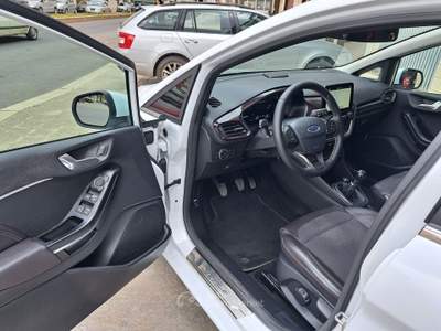 Ford Fiesta 5 porte Vignale - 2018 Bianco usata ANDRIA