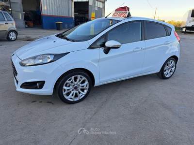 Ford Fiesta 5 porte Titanium - 2013 Bianco usata ANDRIA