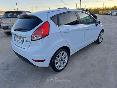 Ford Fiesta 5 porte Titanium - 2013 Bianco usata ANDRIA