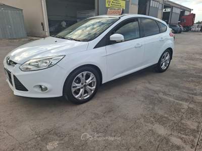 Ford Focus Titanium - 2011 BERLINA Bianco usata ANDRIA