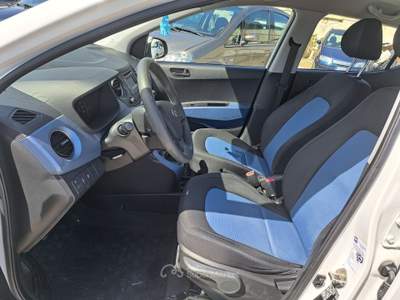 Hyundai i10 1.0 BENZINA - 2014 Bianco usata ANDRIA