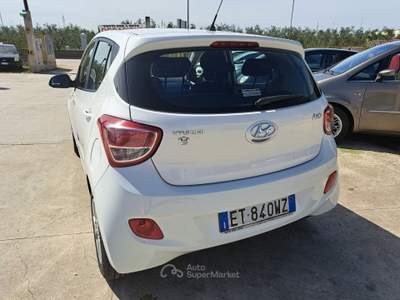 Hyundai i10 1.0 BENZINA - 2014 Bianco usata ANDRIA