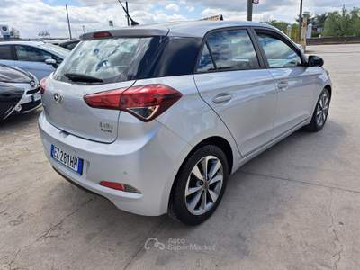 Hyundai i20 5 porte Style - 2015 Grigio usata ANDRIA