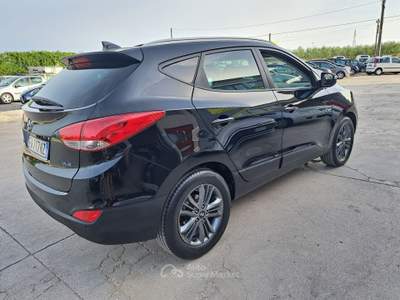 Hyundai ix35 Xpossible TETTO APRIBILE Nero usata ANDRIA