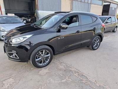 Hyundai ix35 Xpossible TETTO APRIBILE Nero usata ANDRIA