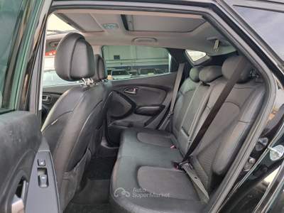 Hyundai ix35 Xpossible TETTO APRIBILE Nero usata ANDRIA