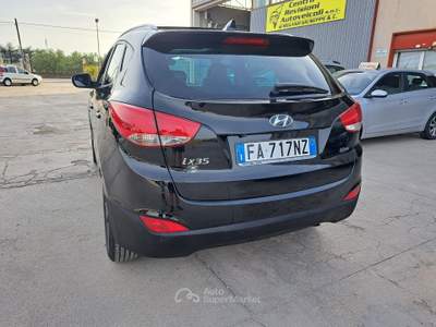 Hyundai ix35 Xpossible TETTO APRIBILE Nero usata ANDRIA