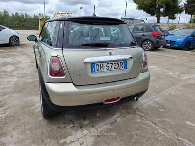 MINI Clubman COOPER 1.6 DIESEL NEOPATENTATI !!!!!!!!! Oro usata ANDRIA