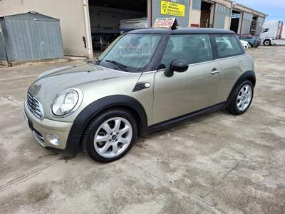 MINI Clubman COOPER 1.6 DIESEL NEOPATENTATI !!!!!!!!! Oro usata ANDRIA