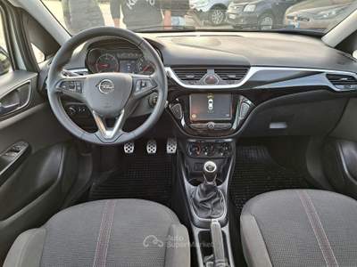 Opel Corsa 5 porte Black Edition - 2018 Bianco usata ANDRIA