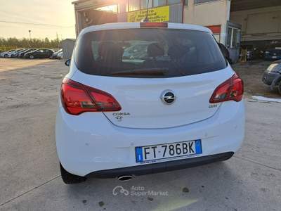 Opel Corsa 5 porte Black Edition - 2018 Bianco usata ANDRIA
