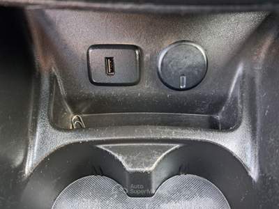 Opel Corsa 1.4 BENZINA/GPL - 2017 BICOLORE Blu/Azzurro usata ANDRIA