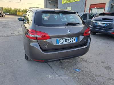 Peugeot 308 S&S Allure - 2015 Bronzo usata ANDRIA