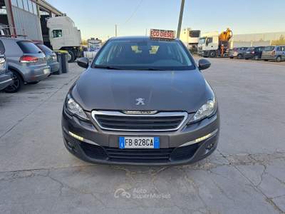 Peugeot 308 S&S Allure - 2015 Bronzo usata ANDRIA