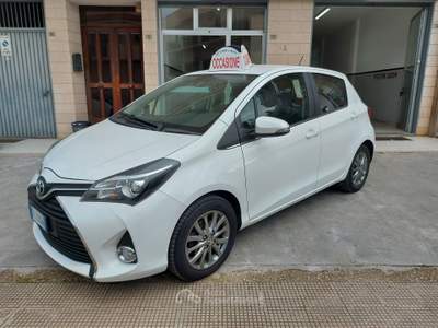 Toyota Yaris BENZINA 5 PORTE - 2016 Bianco usata ANDRIA
