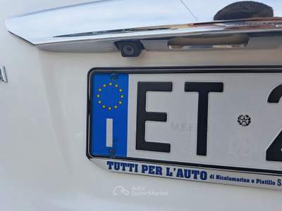 Toyota Yaris 5 porte Lounge - 2014 Bianco usata ANDRIA