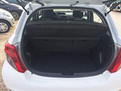 Toyota Yaris 5 porte Lounge - 2014 Bianco usata ANDRIA