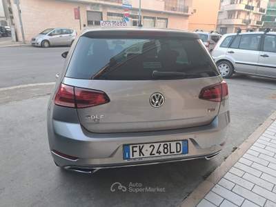 Volkswagen Golf 7.5 1.6 TDI 115 CV 5p. Executive - 2017 Grigio usata ANDRIA