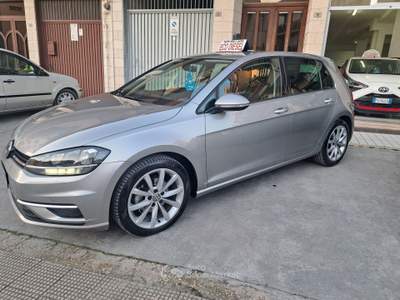 Volkswagen Golf 7.5 1.6 TDI 115 CV 5p. Executive - 2017 Grigio usata ANDRIA