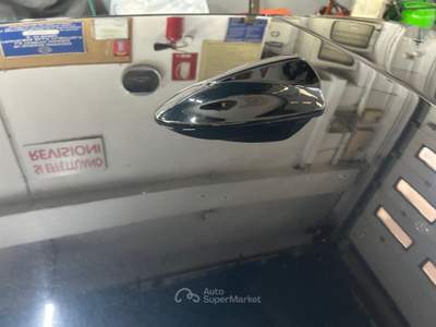 Volvo V40 D2 1.6 Powershift Kinetic Nero usata Melegnano