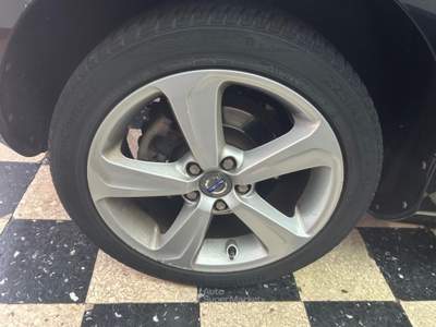 Volvo V40 D2 1.6 Powershift Kinetic Nero usata Melegnano