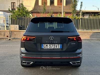 Volkswagen Tiguan Tiguan 2.0 TDI 150CV SCR DSG R-Line Grigio usata Barrafranca
