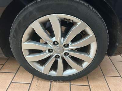 Kia Carens 1.7 CRDi 141 CV DCT Stop&Go high tech Euro 6 Nero usata Melegnano