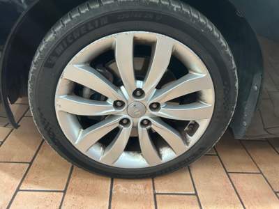 Kia Carens 1.7 CRDi 141 CV DCT Stop&Go high tech Euro 6 Nero usata Melegnano