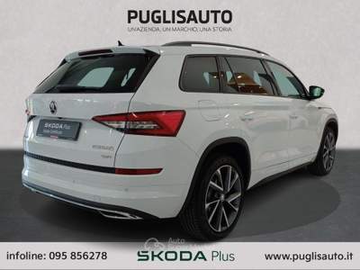 Skoda Kodiaq 2.0 TDI SCR 4x4 DSG 7 posti SportLine Bianco usata BELPASSO