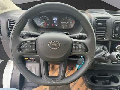 Toyota Proace Proace Max 35H 2.2d 140cv L3 cassone fisso dropside Bianco usata Cuneo