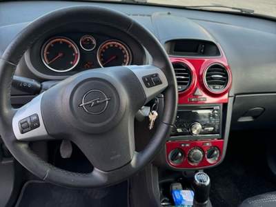 Opel Corsa . Bianco usata Montesilvano