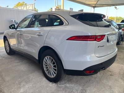 Jaguar F-Pace  2.0d 180 CV AWD aut. Prestige Bianco usata Priolo Gargallo