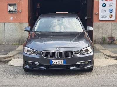 BMW Serie 3 330dA 330dA xDrive Modern Grigio usata Torino